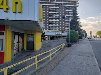 Académie Frontenac, Cours de boxe, muay thai, kickboxing, jiu-jitsu, MMA et tabata