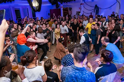 Communauté Cat's Corner - École de danses Swing & Tap